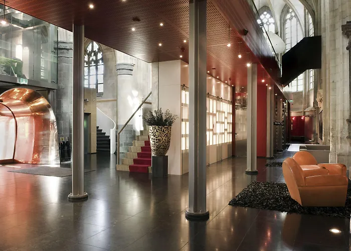 Kruisherenhotel Maastricht - Oostwegel Collection, Member Of Design Hotels